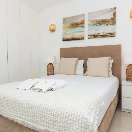 Paco No Vale By Ici Algarve