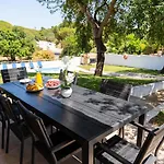 Villa Paco No Vale By Ici